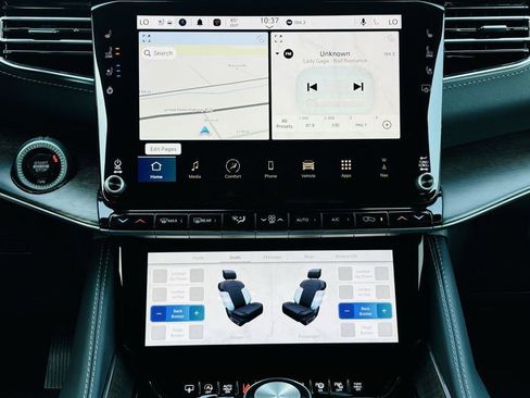 New 2024 Jeep Grand Wagoneer L 4WD w/ Convenience Group III image 28