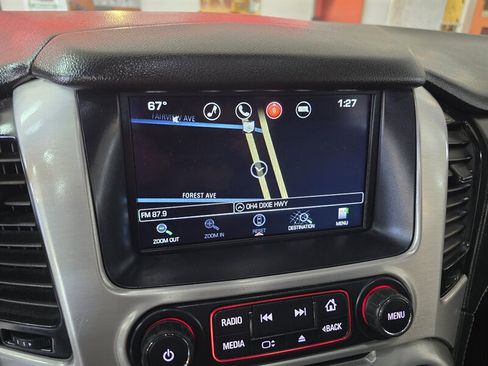 Used 2016 GMC Yukon SLT image 30