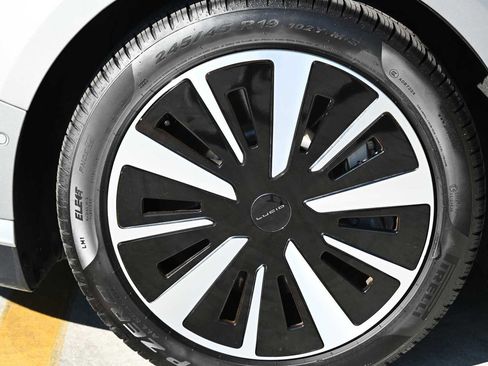 Used 2023 Lucid Air Pure image 9