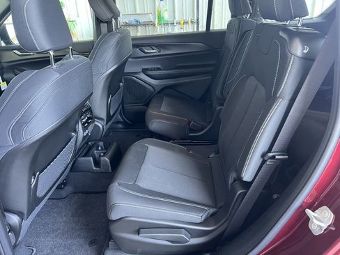 New 2025 Jeep Grand Cherokee L Laredo w/ Luxury Tech Group I image 17