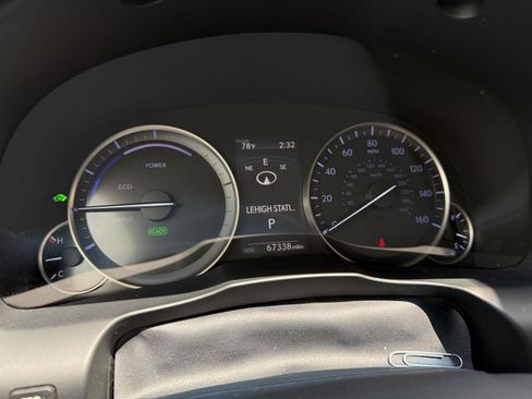 Used 2017 Lexus ES 300h FWD image 17