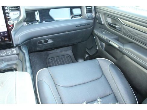 Used 2025 RAM 1500 Limited image 19