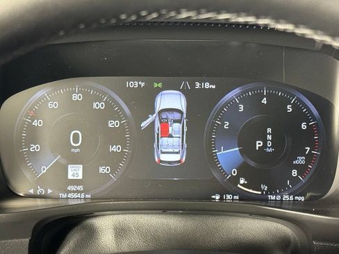 Used 2022 Volvo XC40 T5 Momentum AWD/4WD image 13