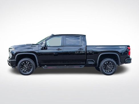 Used 2025 Chevrolet Silverado 3500 LT w/ Trail Boss Package AWD/4WD image 2