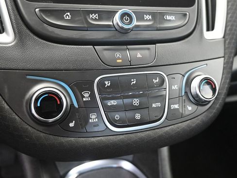 Used 2024 Chevrolet Malibu LT image 29