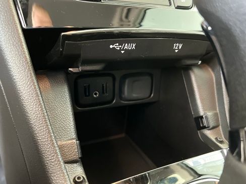 Used 2017 Buick Encore Sport Touring AWD/4WD image 35