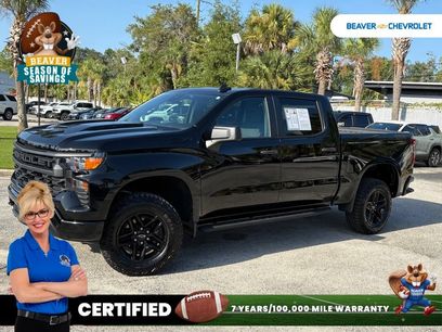 Used 2025 Chevrolet Silverado 1500 Custom Trail Boss w/ Dark Appearance Package