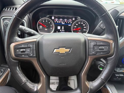 Used 2020 Chevrolet Silverado 1500 High Country w/ Technology Package image 15