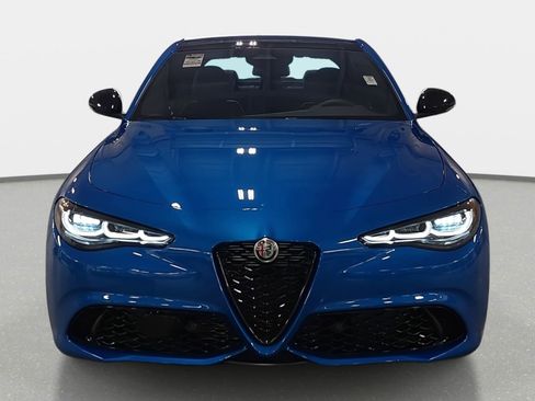 New 2025 Alfa Romeo Giulia AWD w/ Veloce Package AWD image 2