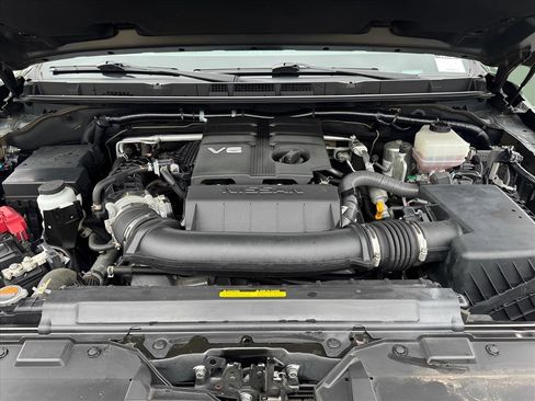 Used 2022 Nissan Frontier Pro-X image 14