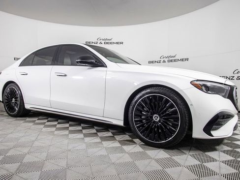 Used 2025 Mercedes-Benz E 450 4MATIC Sedan w/ Driver Assistance Package image 3