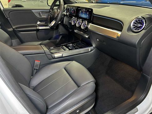 Certified 2025 Mercedes-Benz GLB 250 GLB 250 image 11