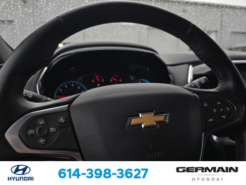 Used 2023 Chevrolet Traverse LT FWD image 22