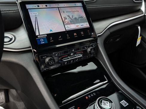 New 2025 Jeep Grand Cherokee L Limited AWD/4WD image 27