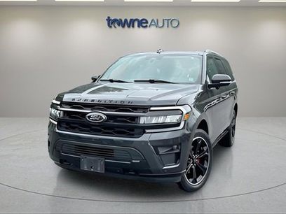Used 2023 Ford Expedition Limited