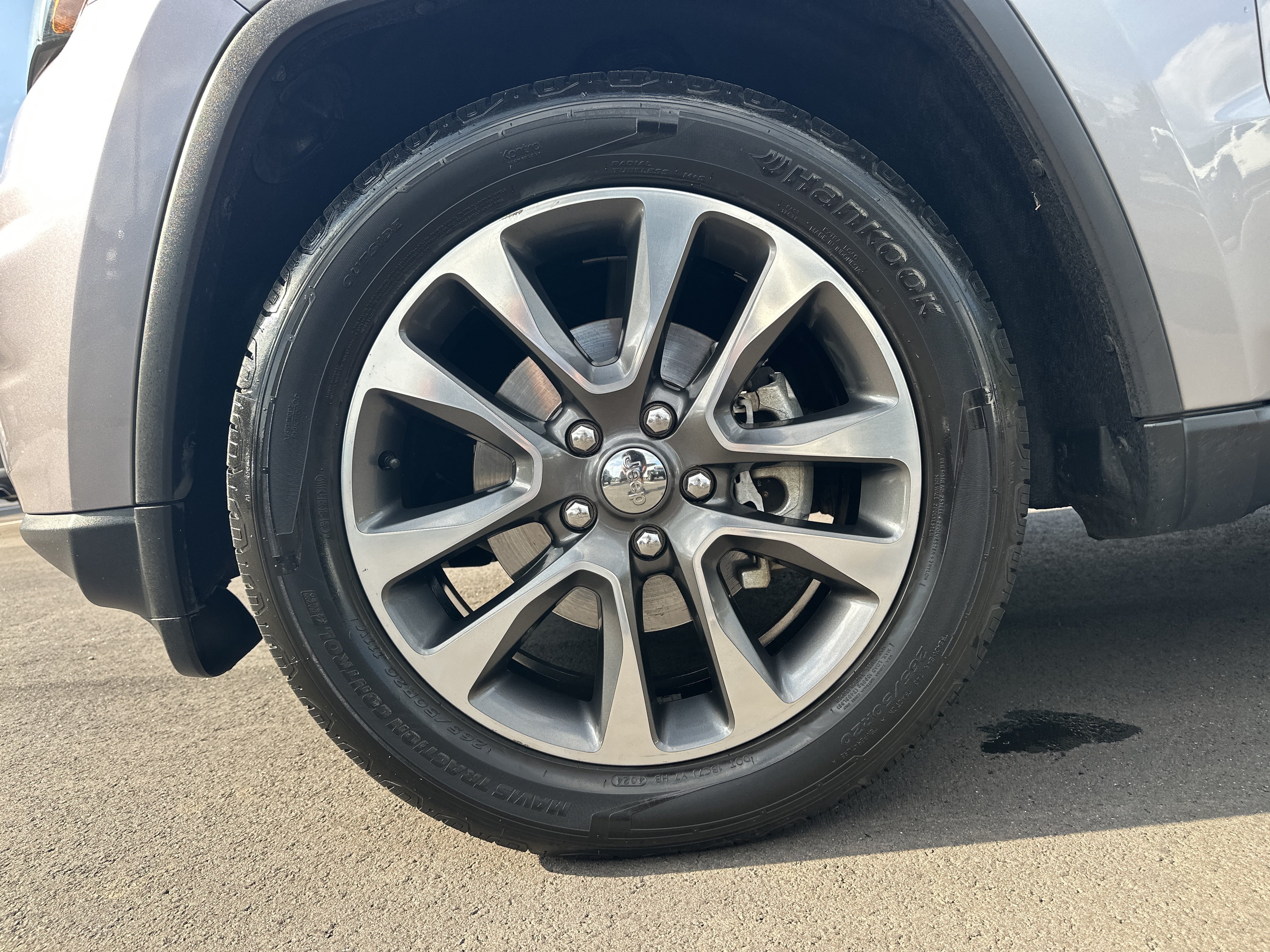 Used 2018 Jeep Grand Cherokee Limited w/ Luxury Group II RWD image 12