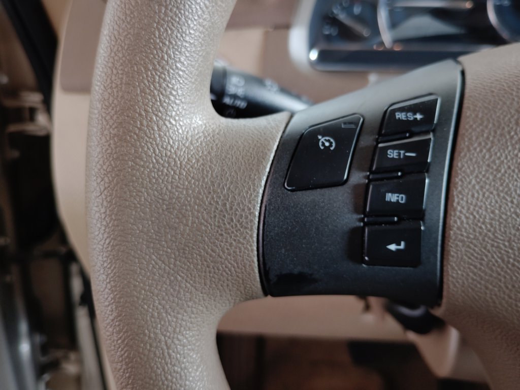 Used 2009 Chevrolet HHR LS FWD image 26