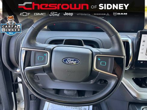 Used 2025 Ford Expedition Platinum AWD/4WD image 15