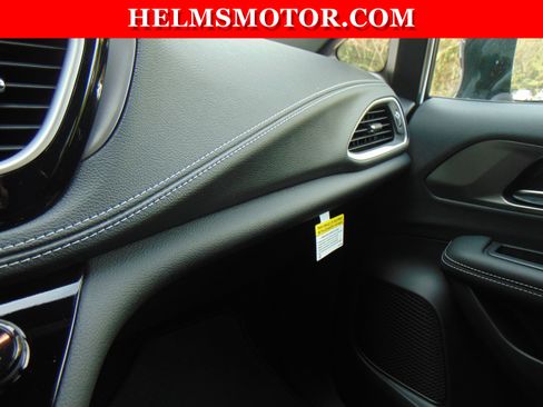 New 2026 Chrysler Pacifica Select image 32