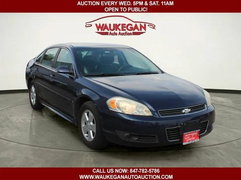 Used 2010 Chevrolet Impala LT w/ Luxury Edition Package FWD image 3