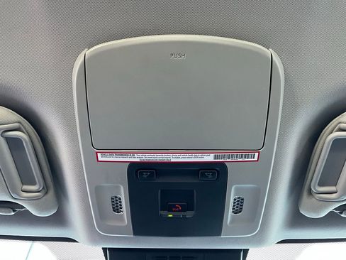 Used 2025 Toyota Camry LE image 16