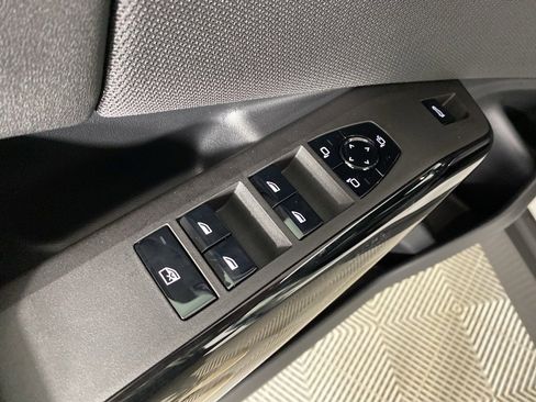 New 2026 BMW X3 xDrive30 w/ Premium Package image 8