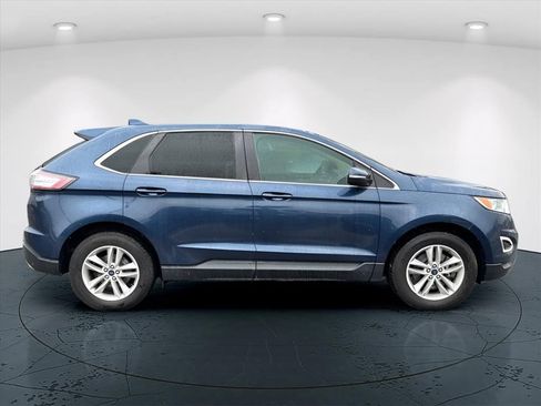 Used 2017 Ford Edge SEL w/ Cargo Accessory Package AWD/4WD image 2