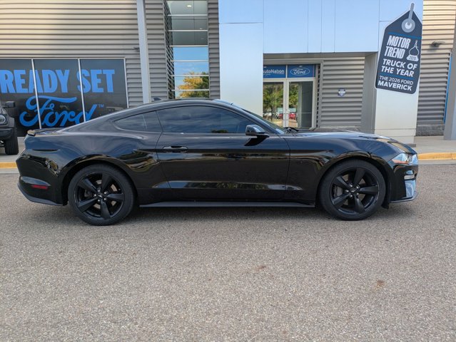 Used 2022 Ford Mustang GT Premium w/ Equipment Group 401A RWD image 4