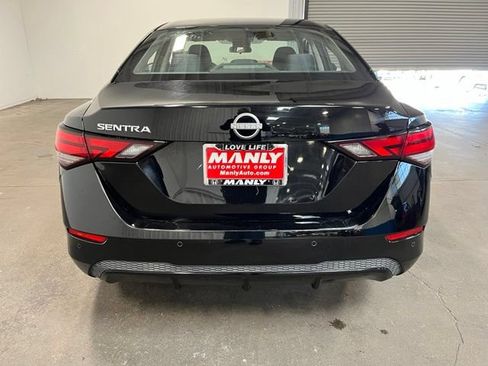 Used 2024 Nissan Sentra S FWD image 4