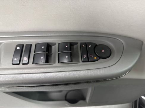 Used 2017 GMC Acadia Limited SLT image 22