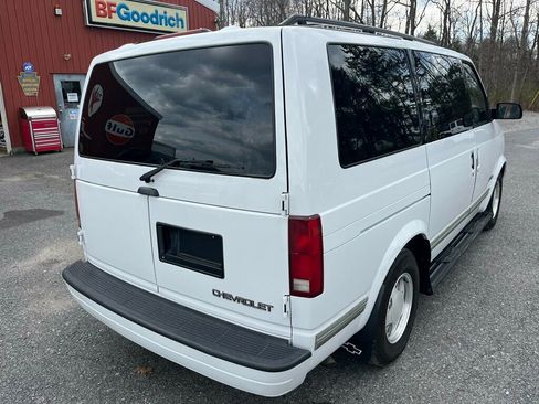 Used 1996 Chevrolet Astro Passenger image 3