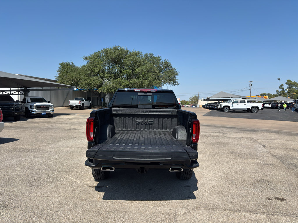 New 2026 GMC Sierra 1500 AT4 w/ AT4 Premium Package AWD/4WD image 6