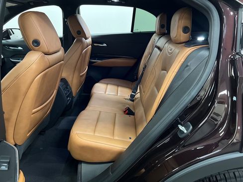 Used 2020 Cadillac XT4 Premium Luxury FWD image 27