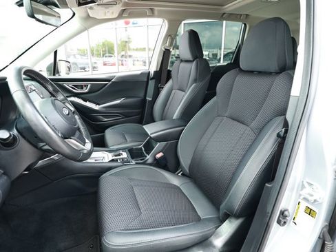 Used 2024 Subaru Forester Premium AWD/4WD image 26
