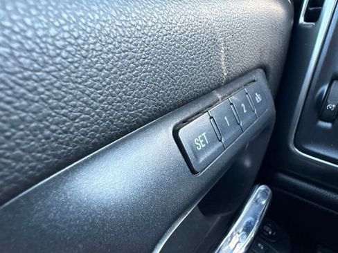 Used 2015 Chevrolet Silverado 2500 LTZ AWD/4WD image 26