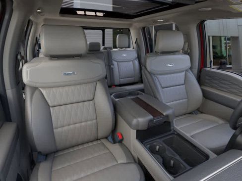 New 2026 Ford F450 Platinum w/ Platinum Plus Package image 10