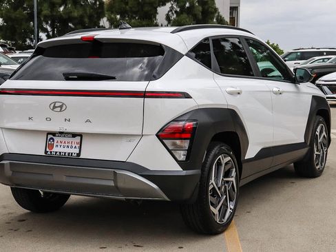 New 2026 Hyundai Kona SEL Premium FWD image 7