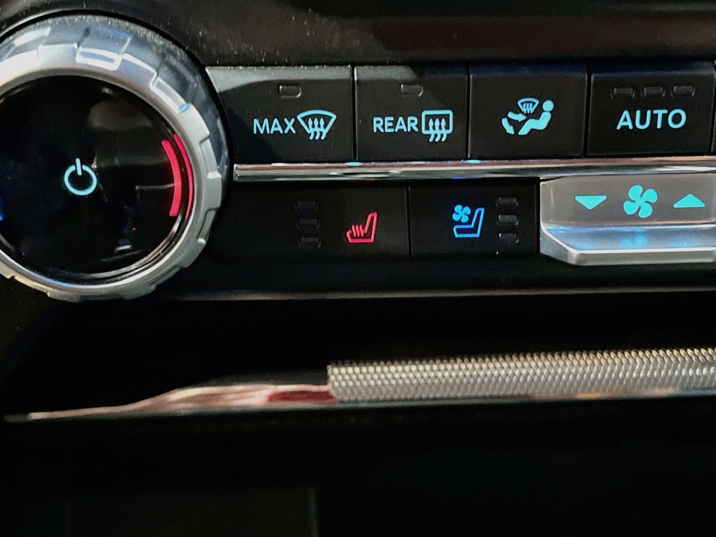 Used 2023 Ford F150 Lariat RWD image 21