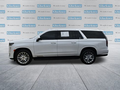 Used 2023 Cadillac Escalade ESV Premium Luxury w/ Performance Package AWD/4WD image 10