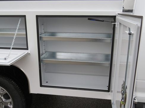 New 2024 RAM 3500 Tradesman image 19