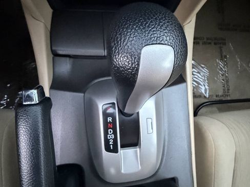 Used 2012 Honda Accord LX image 9