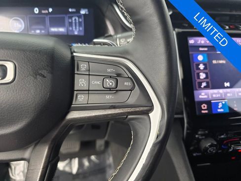 Used 2021 Jeep Grand Cherokee L Limited image 19