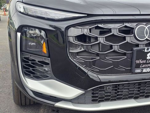 New 2026 Audi Q3 quattro 2.0T AWD/4WD image 32