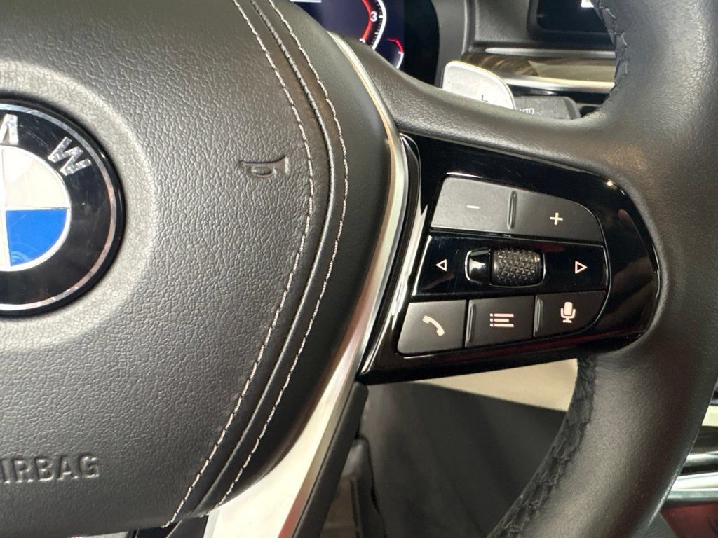 Certified 2022 BMW 530i w/ Premium Package RWD image 17
