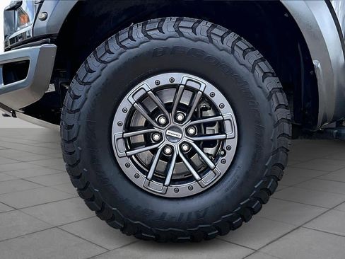 Used 2020 Ford F150 Raptor w/ Equipment Group 802A Luxury image 11