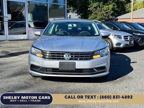 Used 2016 Volkswagen Passat 1.8T S image 2