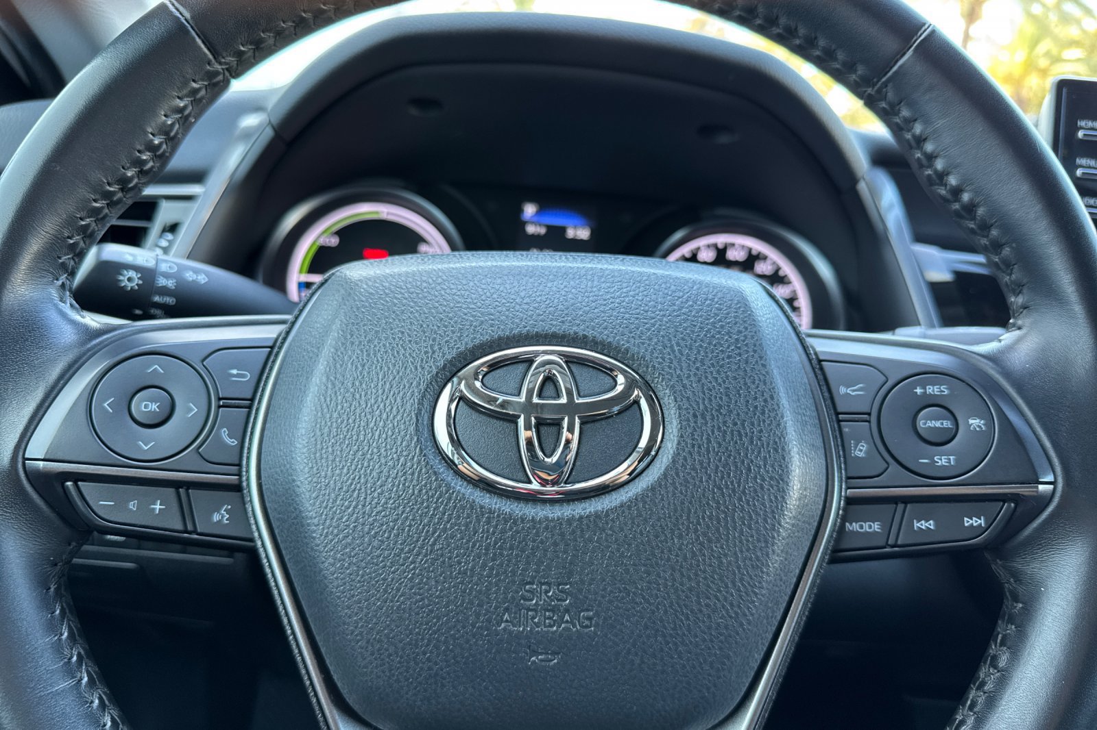 Used 2023 Toyota Camry SE w/ Audio Upgrade Package FWD image 23