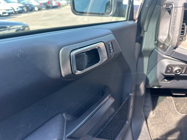 Used 2025 Ford Bronco Outer Banks AWD/4WD image 19
