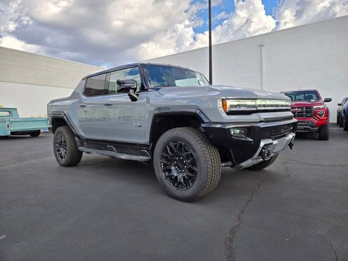 New 2026 GMC Hummer EV 4x4 Crew Cab image 1