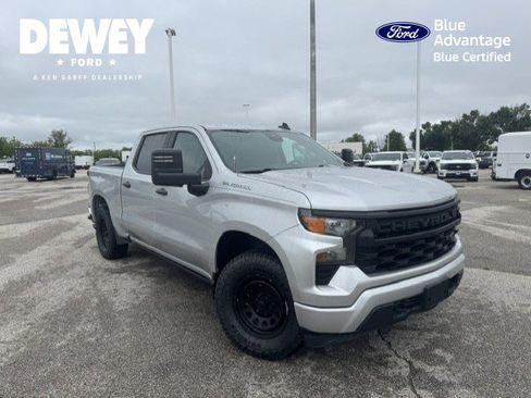 Used 2022 Chevrolet Silverado 1500 Custom AWD/4WD image 1